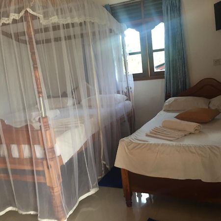 Damith Guest House Unawatuna Kültér fotó