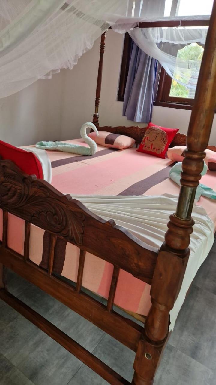 Damith Guest House Unawatuna Kültér fotó